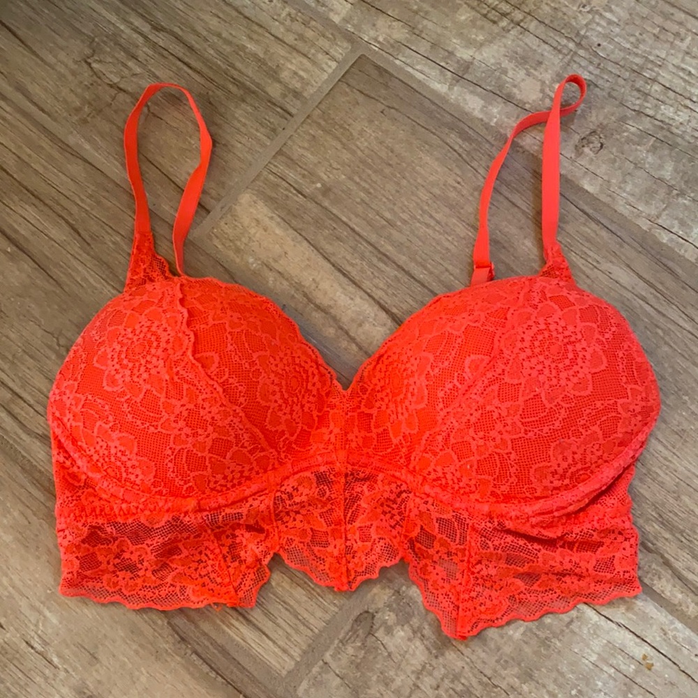 Victoria’s Secret bra, Pink brand